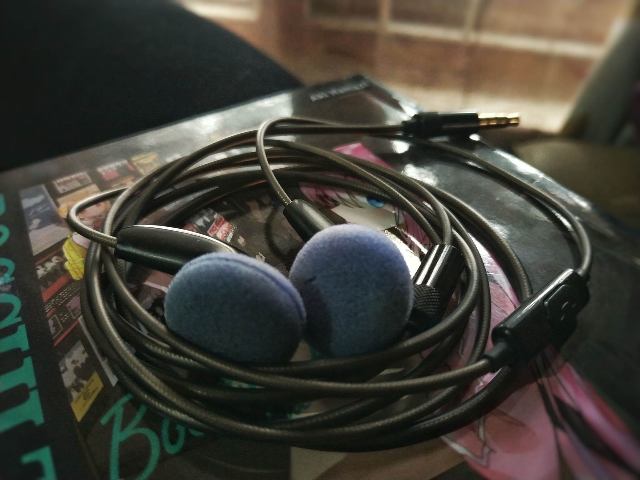 earbud